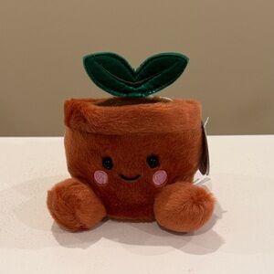 NWT 5” Terra the Potted Plant Palm Pals Plush by Aurora